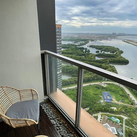 Gold Coast Apartemen Pik By Dluxx Jacarta Exterior foto