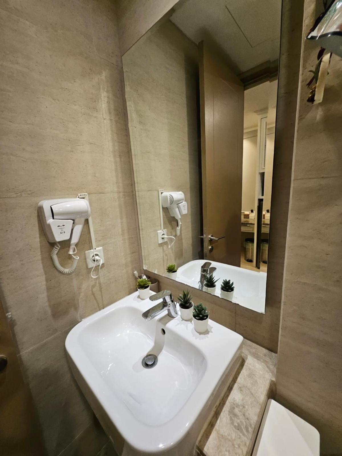 Gold Coast Apartemen Pik By Dluxx Jacarta Exterior foto